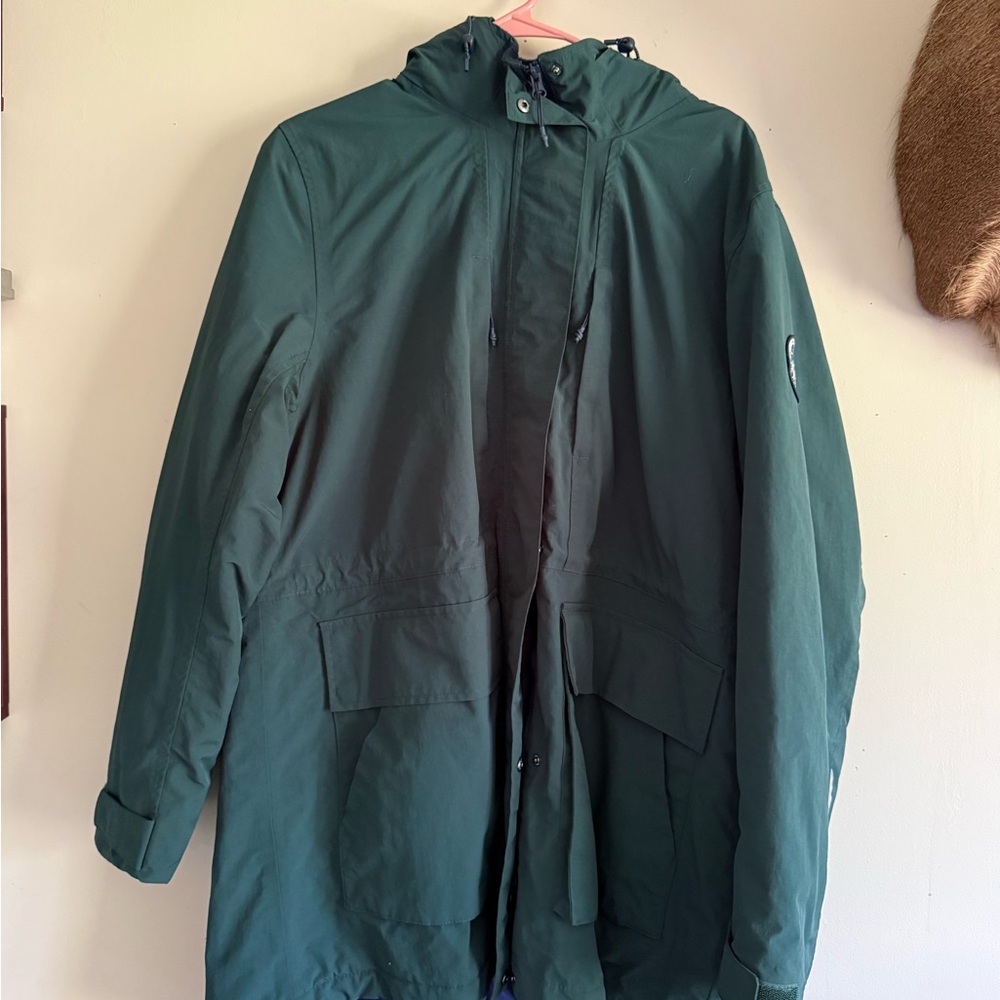Lands' End Green Winter Jacket with Hood and Water-Resistant Fabric